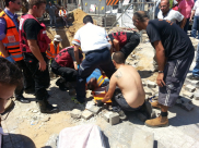 يافا: إصابة عاملين بانهيار رملي في ورشة عمل بالقرب من دوار الساعة 